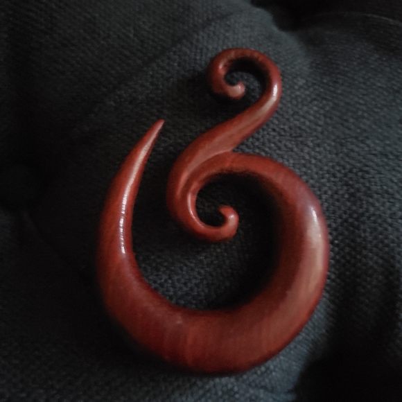 Ear Expander - Picture 5 of 8